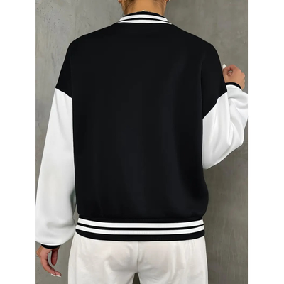 Aria – Schwarz-Weiß Varsityjacke mit kontrastierenden Ärmeln