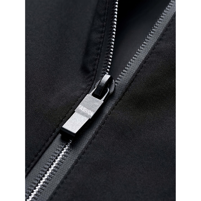 Herren Sportjacke mit Kapuze – Winddicht und Funktional