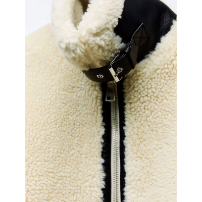 Damen Teddyjacke – Stilvoll, Gemütlich & Zeitlos