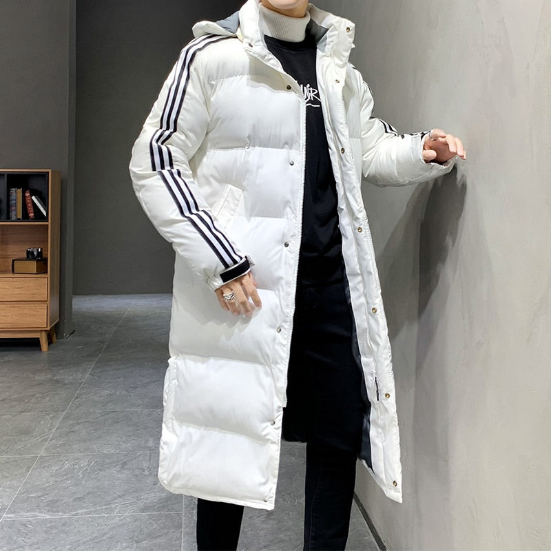 Lucian Langwintermantel – Elegante Wärme mit Kapuze