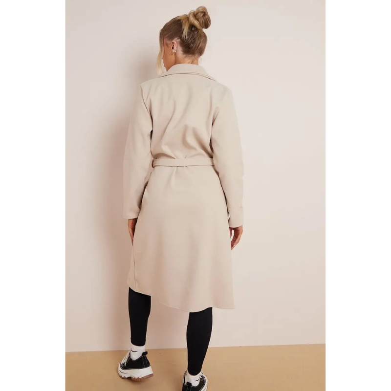 Margot - Klassischer Wollmantel mit Gürtel im Rivoli-Stil