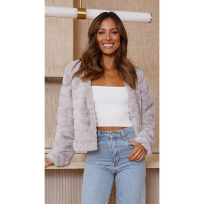 Chic Moderne Damenjacke aus Kunstfell – Luxuriöser Cropped-Stil